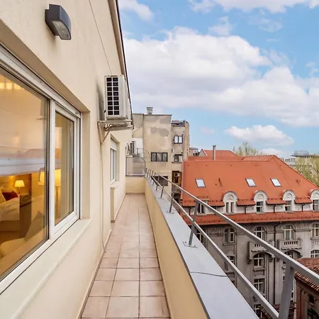2-story 3br - Top-floor Rooftop Terrace & Stunning Views - Historic Center