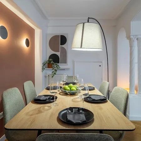 2-story 3br - Top-floor Rooftop Terrace & Stunning Views - Historic Center Appartement