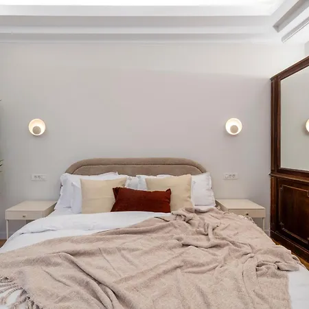 2-story 3br - Top-floor Rooftop Terrace & Stunning Views - Historic Center