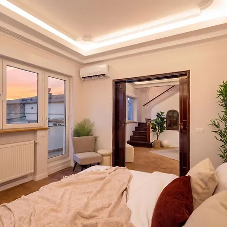 2-story 3br - Top-floor Rooftop Terrace & Stunning Views - Historic Center Appartement *