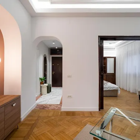 2-story 3br - Top-floor Rooftop Terrace & Stunning Views - Historic Center Appartement
